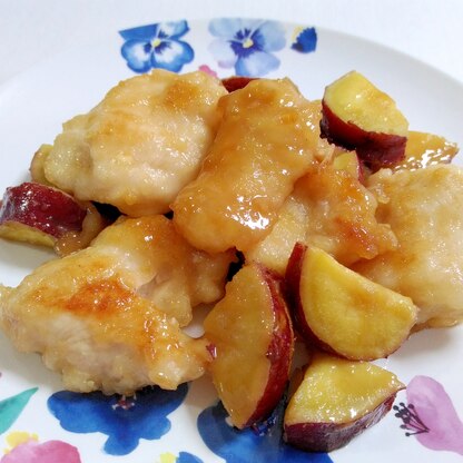 ご飯がすすむ☆鶏肉とさつまいもの照りマヨ炒め